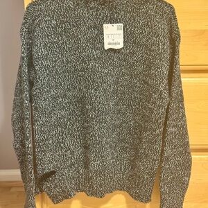Zara Black and White Crew Neck Sweater